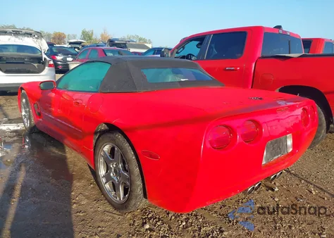 1999 Chevrolet Corvette z USA, uszkodzony, nr VIN 1G1YY32G8X5103177